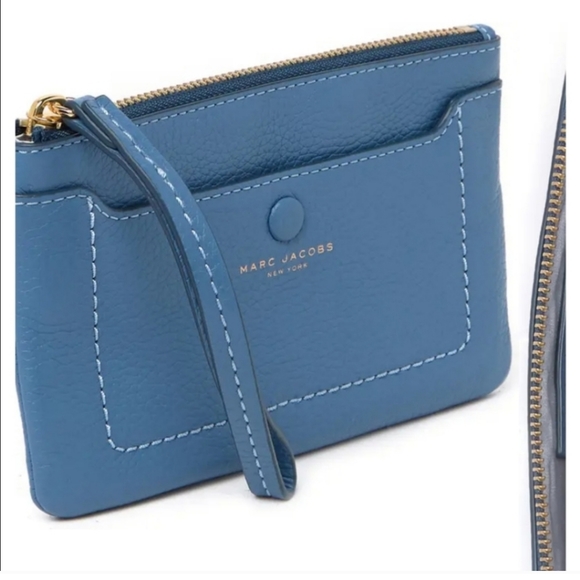 Marc Jacobs Handbags - Marc Jacobs Wristlet NWT